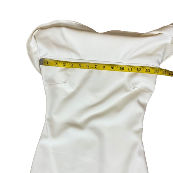 EUC Likely One-Shoulder “Diggs” Popover Sheath Dress in Off-White (CdlG) - Picture 6 of 10